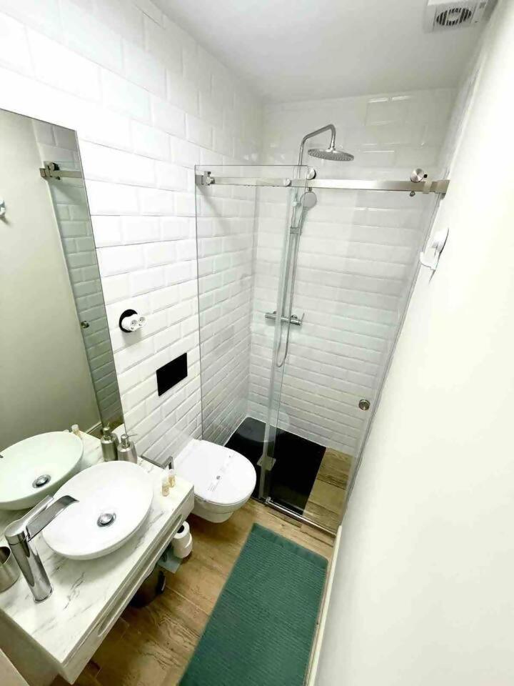 Chiado Brand New Amazing In Lisbon Appartement Buitenkant foto